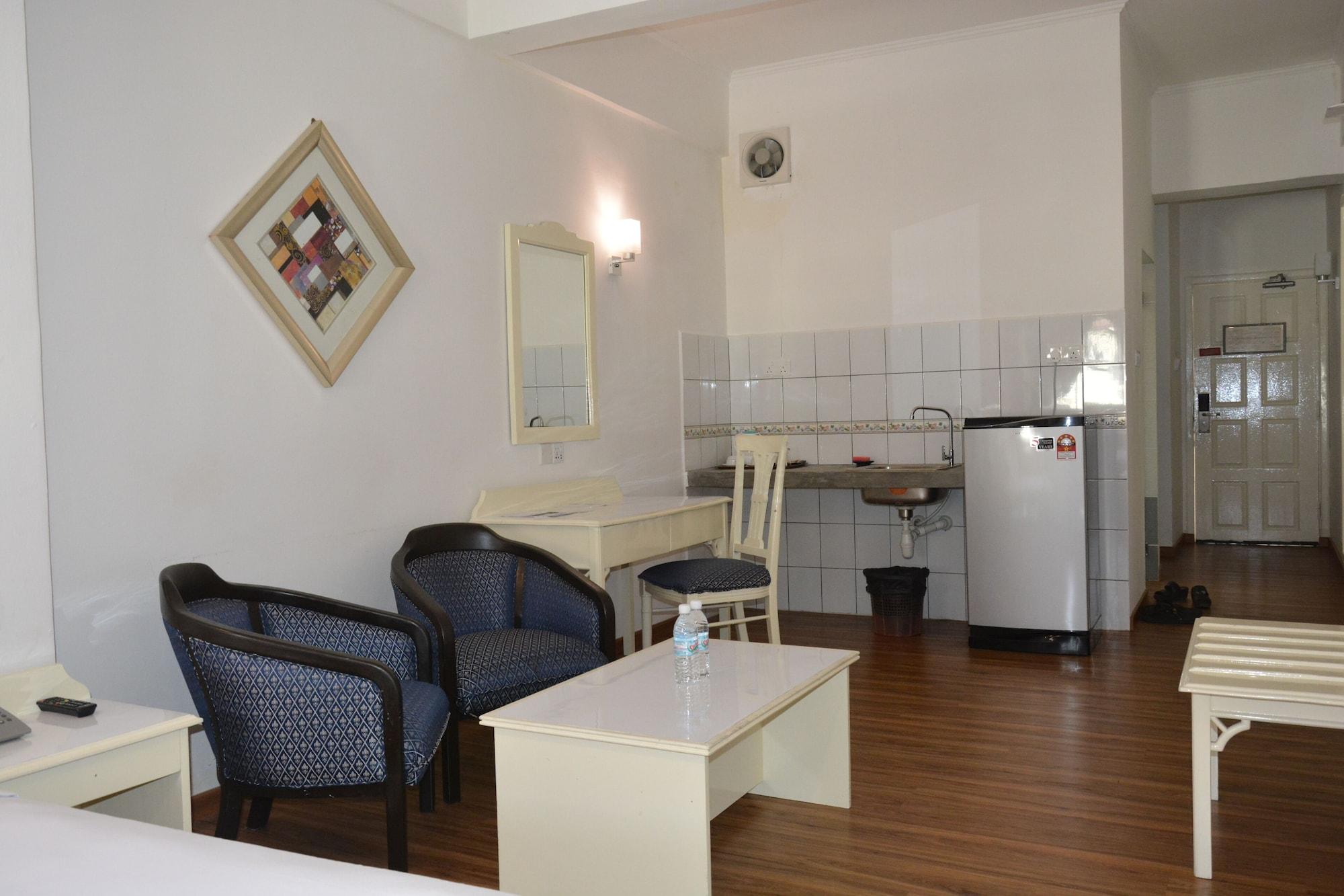 Promenade Service Apartment Kota Kinabalu Exterior photo
